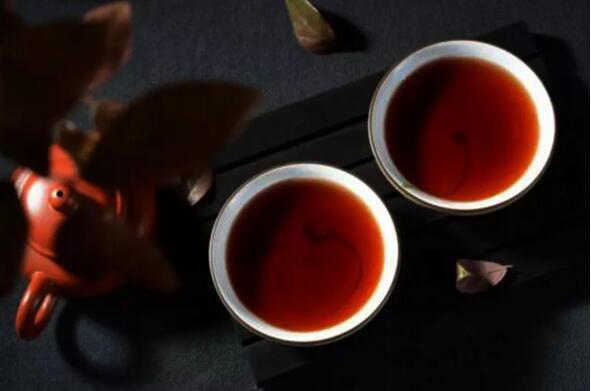 中国“吃茶”的来源依据是什么？